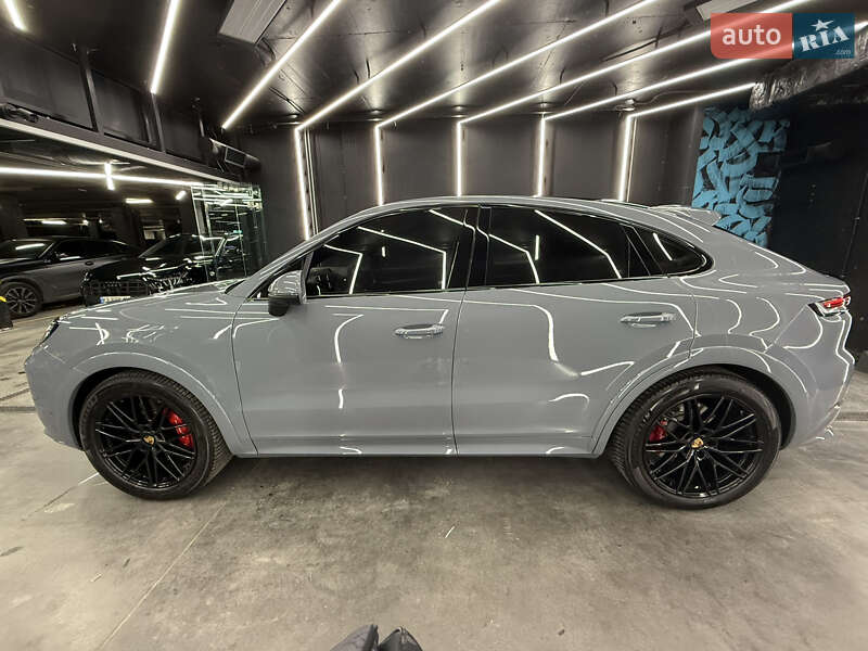 Позашляховик / Кросовер Porsche Cayenne Coupe 2023 в Києві фото 8 Позашляховик / Кросовер Porsche Cayenne Coupe 2023 в Києві