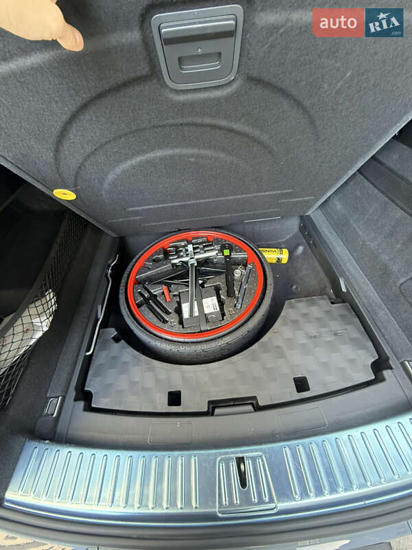 Позашляховик / Кросовер Porsche Cayenne Coupe 2023 в Києві фото 22 Позашляховик / Кросовер Porsche Cayenne Coupe 2023 в Києві