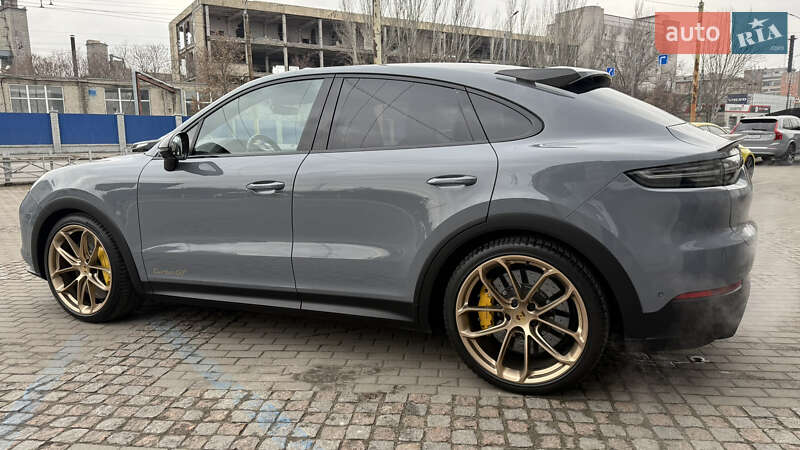 Позашляховик / Кросовер Porsche Cayenne Coupe 2022 в Дніпрі фото 12 Позашляховик / Кросовер Porsche Cayenne Coupe 2022 в Дніпрі