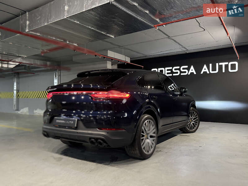 Позашляховик / Кросовер Porsche Cayenne Coupe 2021 в Одесі