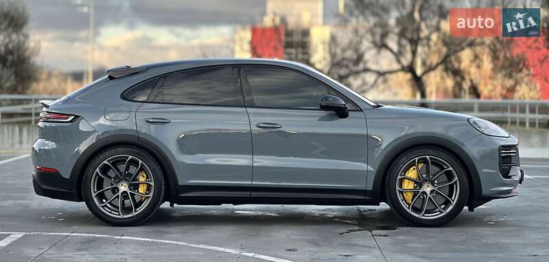 Внедорожник / Кроссовер Porsche Cayenne Coupe 2023 в Киеве фото 9 Внедорожник / Кроссовер Porsche Cayenne Coupe 2023 в Киеве
