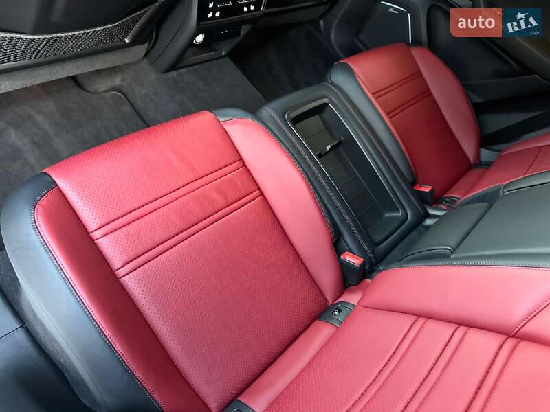 Внедорожник / Кроссовер Porsche Cayenne Coupe 2023 в Киеве фото 53 Внедорожник / Кроссовер Porsche Cayenne Coupe 2023 в Киеве