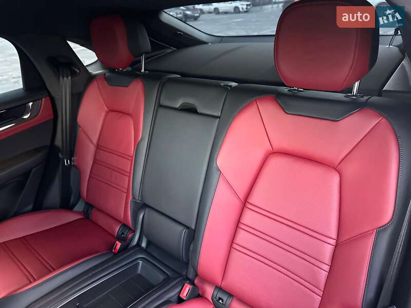 Внедорожник / Кроссовер Porsche Cayenne Coupe 2023 в Киеве фото 64 Внедорожник / Кроссовер Porsche Cayenne Coupe 2023 в Киеве