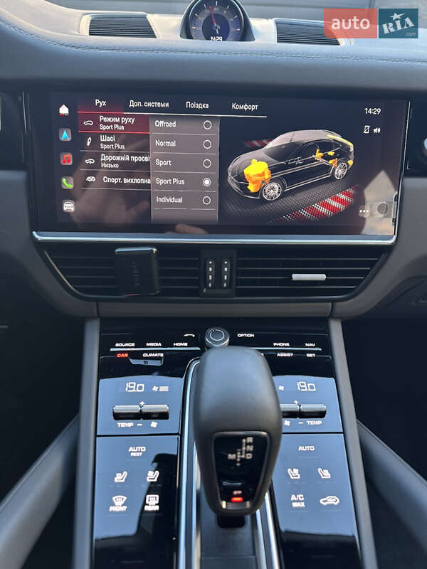 Позашляховик / Кросовер Porsche Cayenne Coupe 2022 в Києві