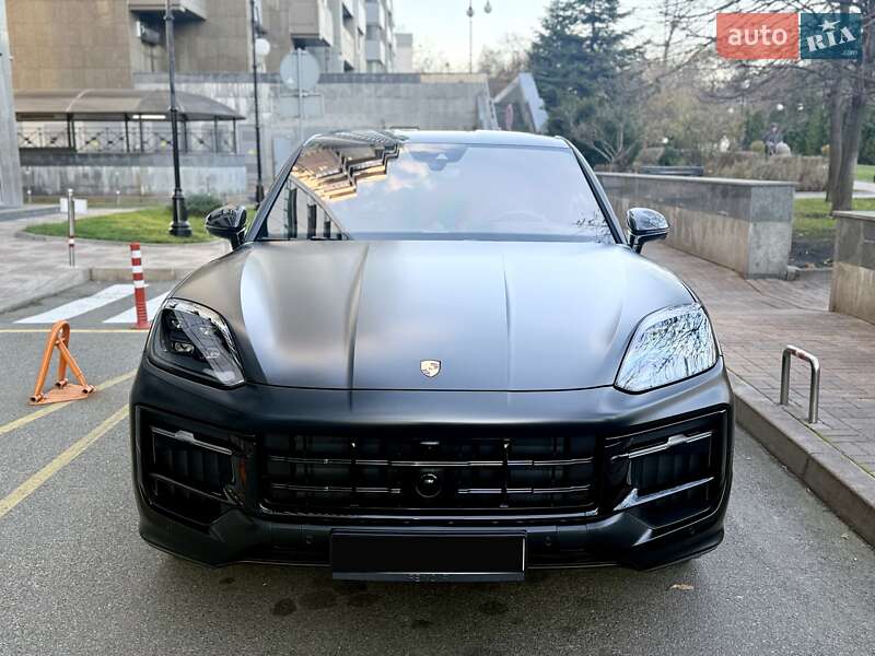 Позашляховик / Кросовер Porsche Cayenne Coupe 2024 в Києві фото 18 Позашляховик / Кросовер Porsche Cayenne Coupe 2024 в Києві