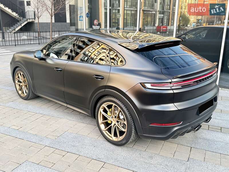 Позашляховик / Кросовер Porsche Cayenne Coupe 2024 в Києві фото 11 Позашляховик / Кросовер Porsche Cayenne Coupe 2024 в Києві
