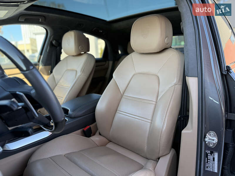 Внедорожник / Кроссовер Porsche Cayenne Coupe 2021 в Львове фото 36 Внедорожник / Кроссовер Porsche Cayenne Coupe 2021 в Львове