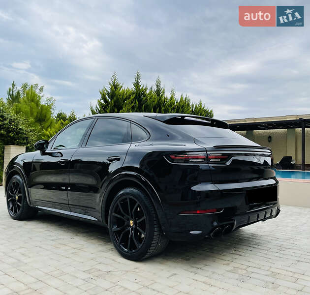 Позашляховик / Кросовер Porsche Cayenne Coupe 2020 в Києві