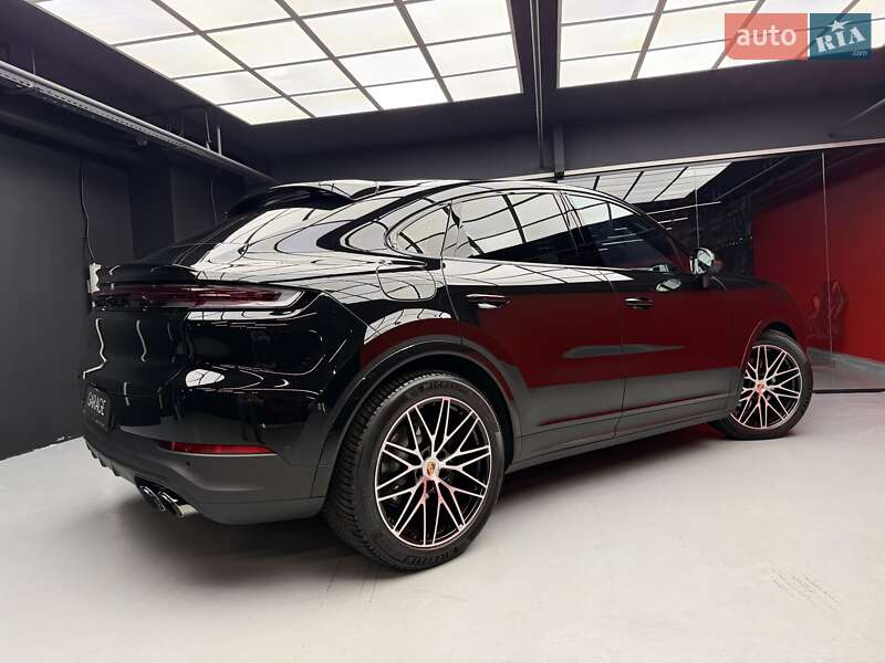 Внедорожник / Кроссовер Porsche Cayenne Coupe 2025 в Киеве фото 15 Внедорожник / Кроссовер Porsche Cayenne Coupe 2025 в Киеве