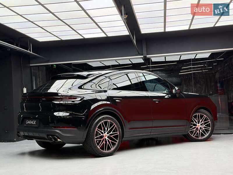 Внедорожник / Кроссовер Porsche Cayenne Coupe 2025 в Киеве фото 18 Внедорожник / Кроссовер Porsche Cayenne Coupe 2025 в Киеве
