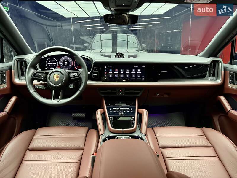 Внедорожник / Кроссовер Porsche Cayenne Coupe 2025 в Киеве фото 37 Внедорожник / Кроссовер Porsche Cayenne Coupe 2025 в Киеве