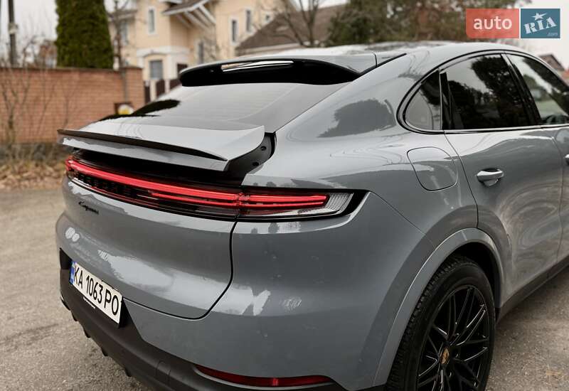 Внедорожник / Кроссовер Porsche Cayenne Coupe 2024 в Киеве фото 38 Внедорожник / Кроссовер Porsche Cayenne Coupe 2024 в Киеве