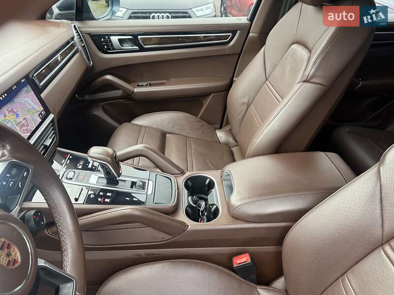 Внедорожник / Кроссовер Porsche Cayenne Coupe 2020 в Тернополе