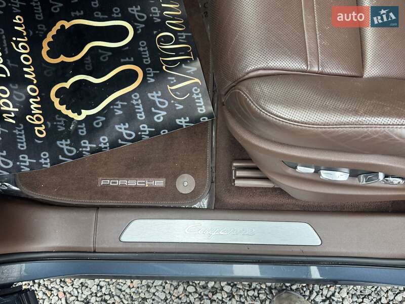 Внедорожник / Кроссовер Porsche Cayenne Coupe 2020 в Тернополе