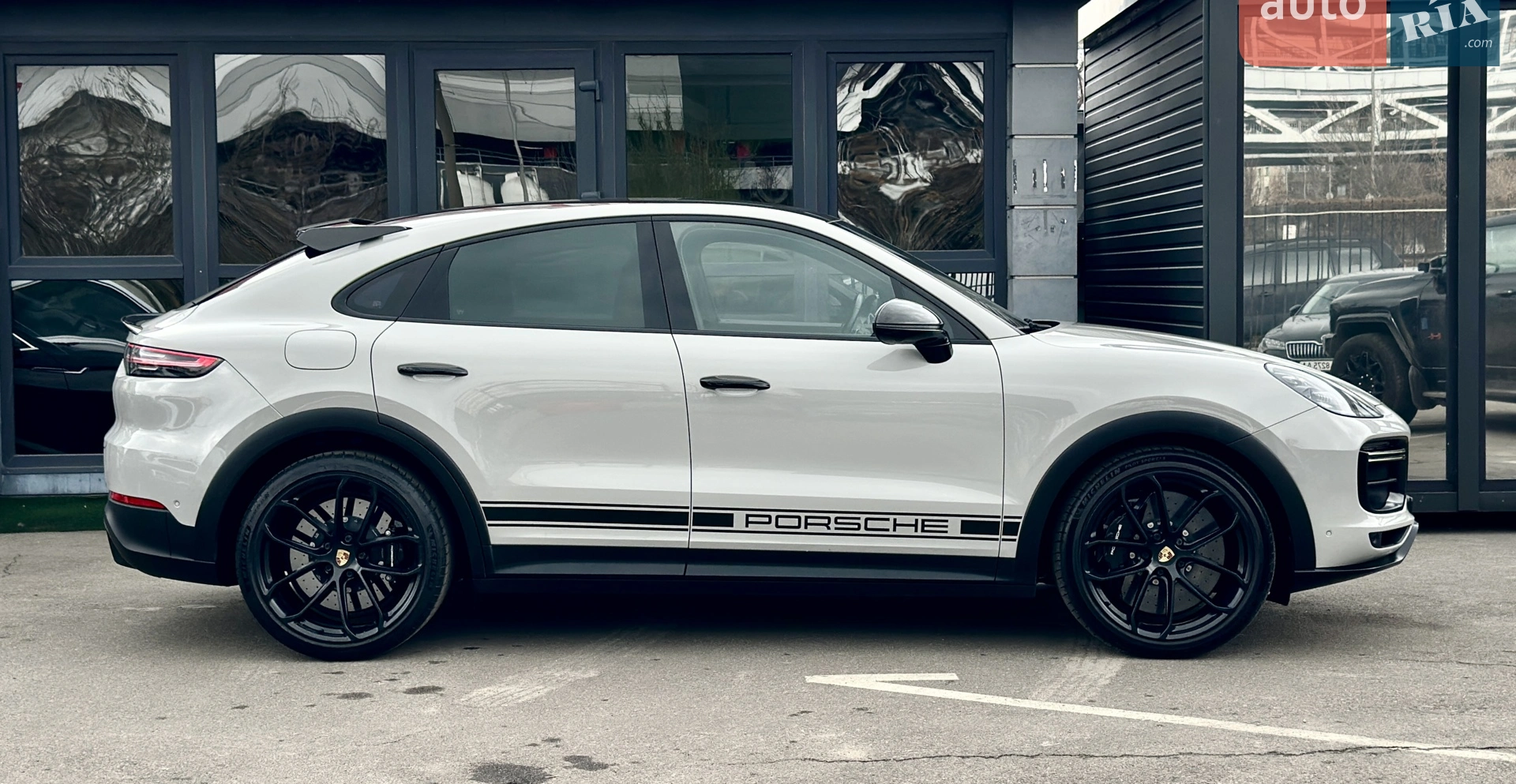 2021 Porsche Cayenne Coupe - мініатюра 5