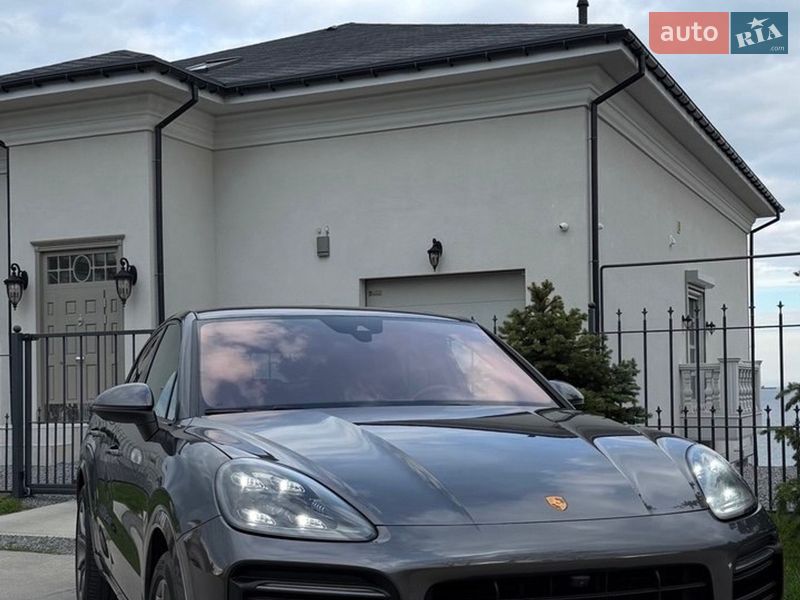 Porsche Cayenne Coupe 2022