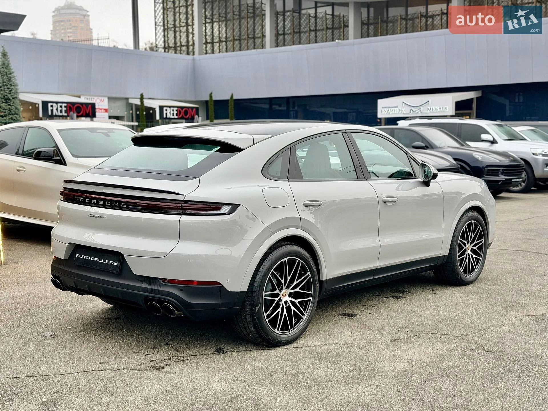 2024 Porsche Cayenne Coupe - мініатюра 11