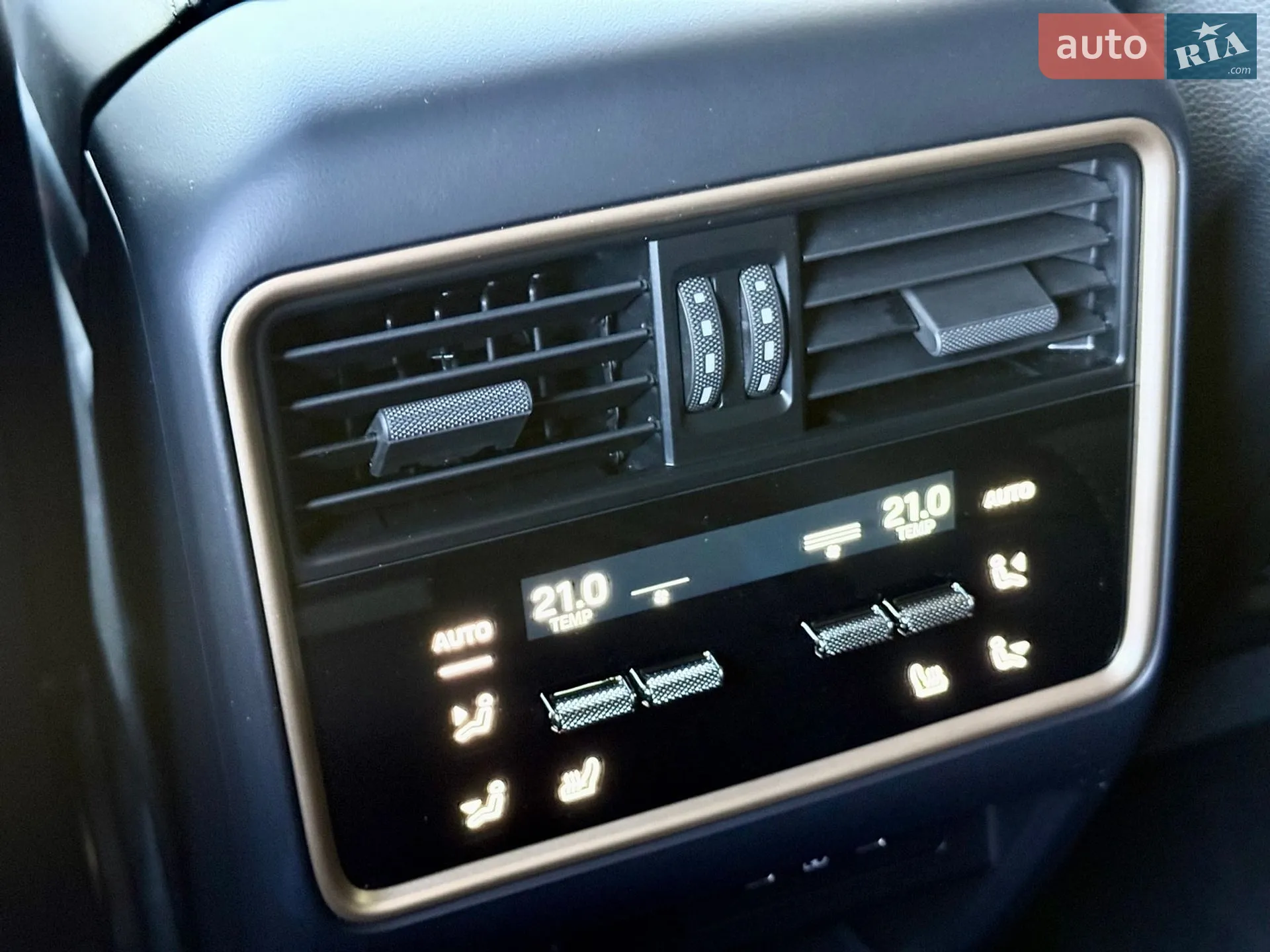 2024 Porsche Cayenne Coupe - мініатюра 26