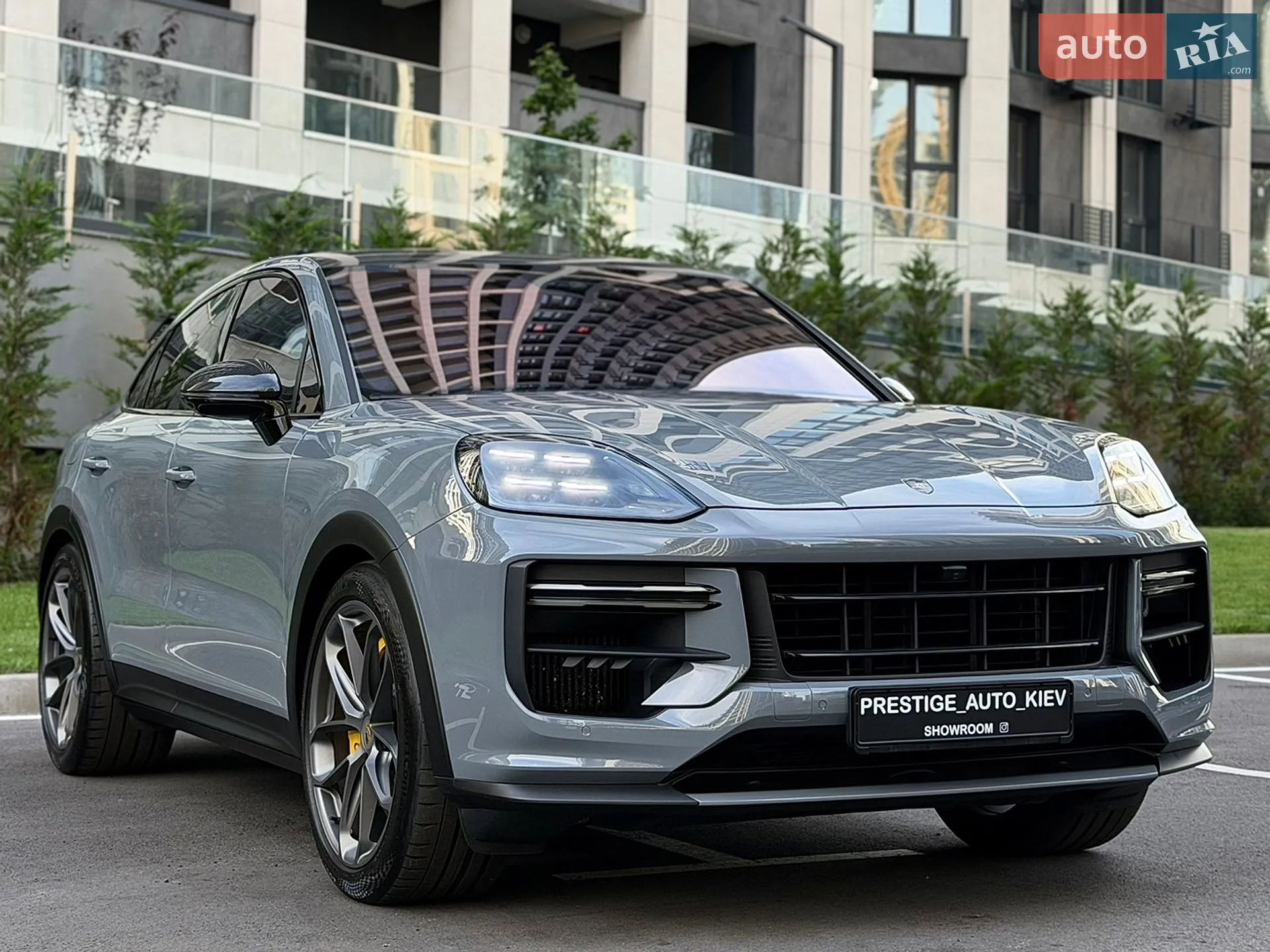 2023 Porsche Cayenne Coupe - мініатюра 15