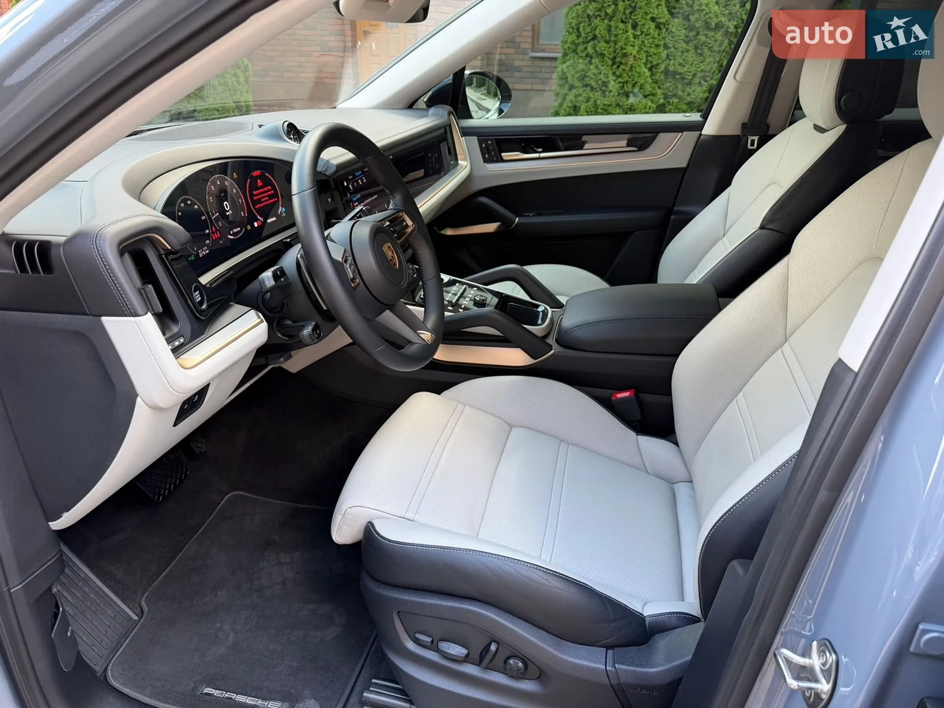 2023 Porsche Cayenne Coupe - мініатюра 24