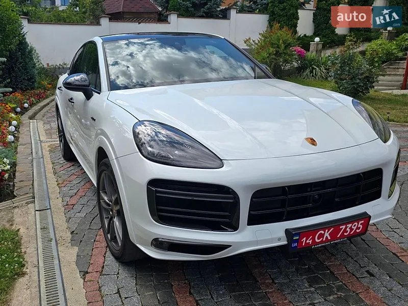 Porsche Cayenne Coupe 2022