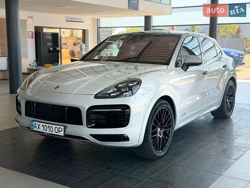 Porsche Cayenne Coupe 2023