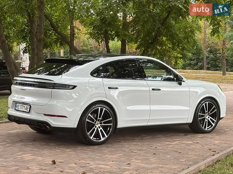 Porsche Cayenne Coupe 2026