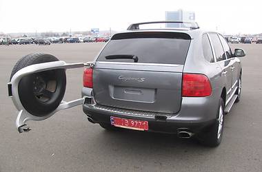 Внедорожник / Кроссовер Porsche Cayenne 2003 в 