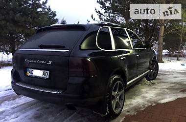 Внедорожник / Кроссовер Porsche Cayenne 2004 в Луцке