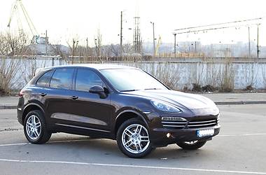 Внедорожник / Кроссовер Porsche Cayenne 2014 в Киеве