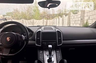 Позашляховик / Кросовер Porsche Cayenne 2011 в 