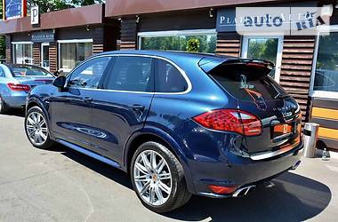 Позашляховик / Кросовер Porsche Cayenne 2013 в 