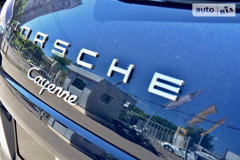 Позашляховик / Кросовер Porsche Cayenne 2013 в Одесі