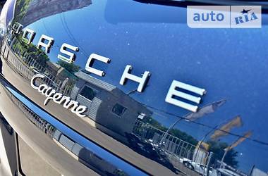 Позашляховик / Кросовер Porsche Cayenne 2013 в 