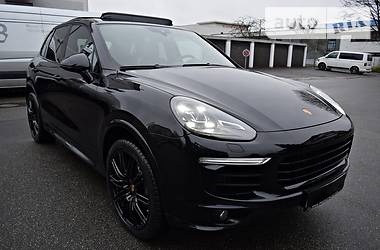 Внедорожник / Кроссовер Porsche Cayenne 2016 в Киеве