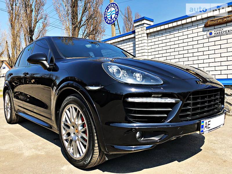 Porsche Cayenne 2013 года
