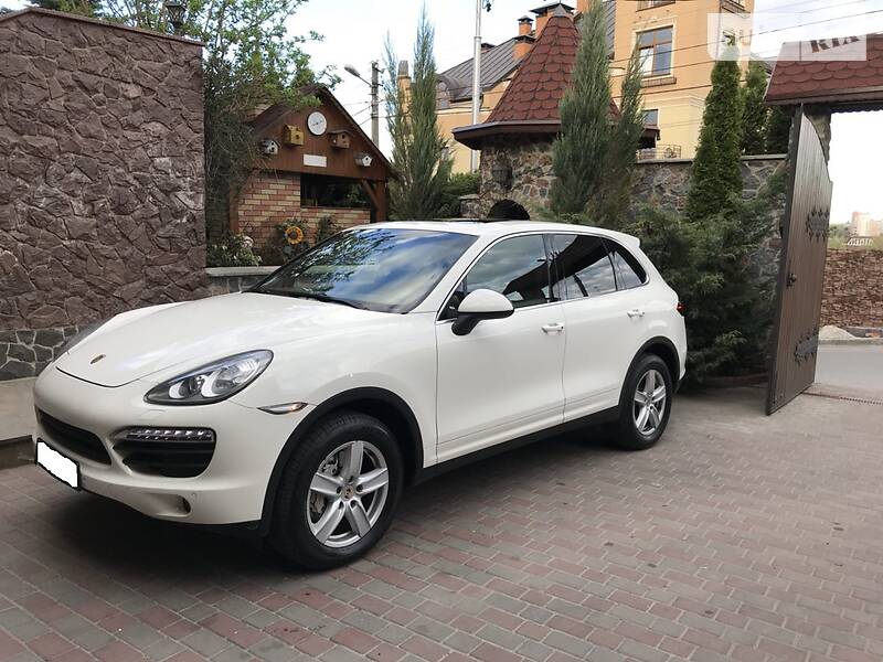 Porsche Cayenne 2011 года