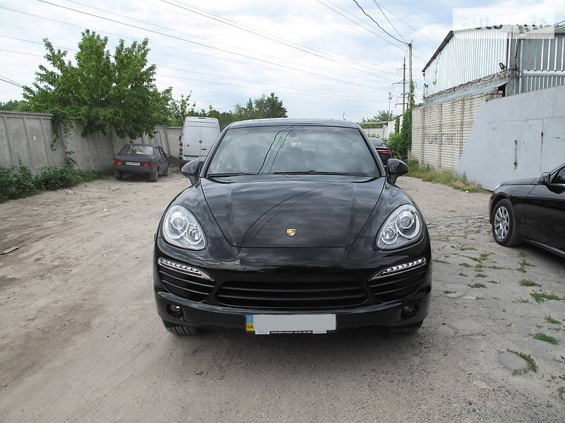 Внедорожник / Кроссовер Porsche Cayenne 2010 в Харькове