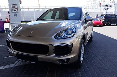 Внедорожник / Кроссовер Porsche Cayenne 2015 в Киеве