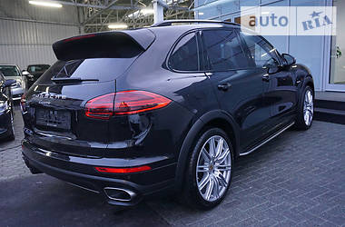  Porsche Cayenne 2015 в Киеве