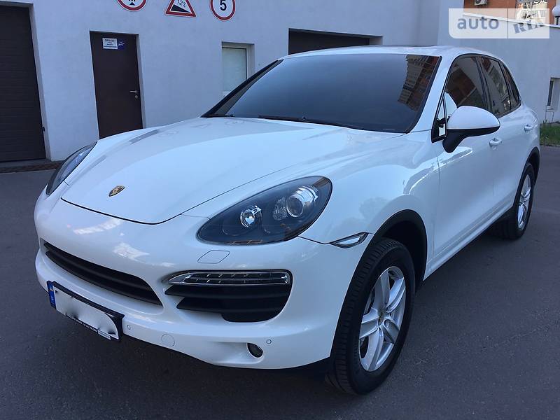 Позашляховик / Кросовер Porsche Cayenne 2012 в Харкові