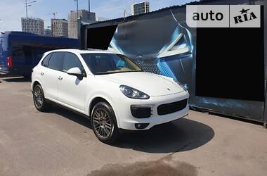 Позашляховик / Кросовер Porsche Cayenne 2017 в 