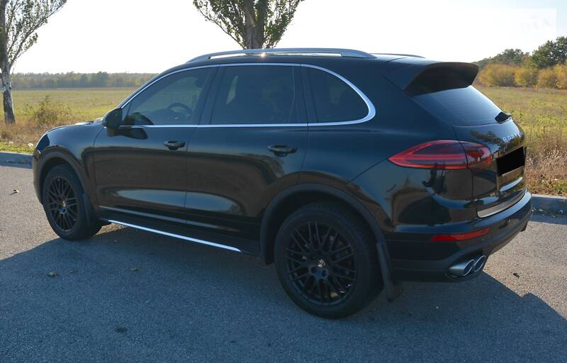 Универсал Porsche Cayenne 2016 в Запорожье