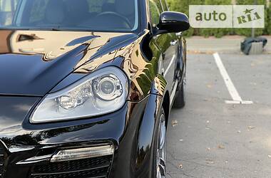 Внедорожник / Кроссовер Porsche Cayenne 2004 в 