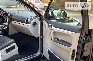 Внедорожник / Кроссовер Porsche Cayenne 2004 в 