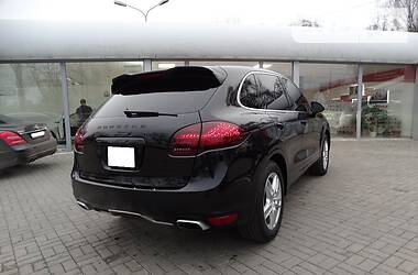Внедорожник / Кроссовер Porsche Cayenne 2011 в 