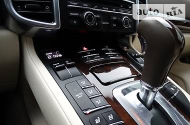 Внедорожник / Кроссовер Porsche Cayenne 2011 в 