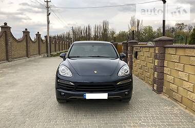 Внедорожник / Кроссовер Porsche Cayenne 2011 в 