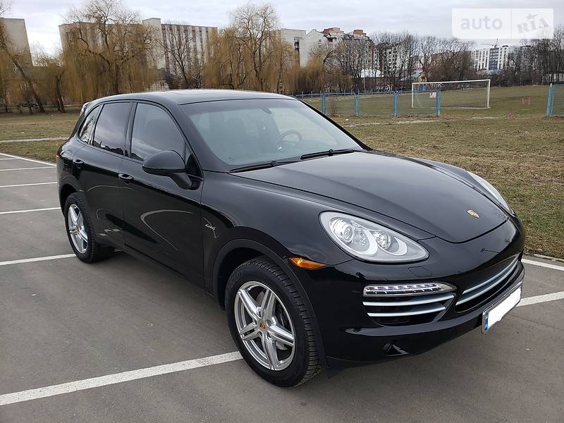 Позашляховик / Кросовер Porsche Cayenne 2014 в Івано-Франківську