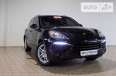 Позашляховик / Кросовер Porsche Cayenne 2010 в 